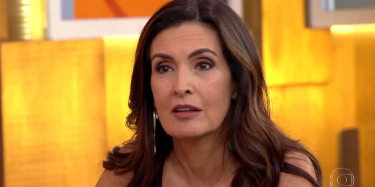 Fátima Bernardes foi surpreendida ao vivo na Globo (Foto: Reprodução)