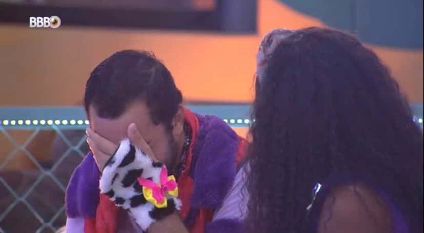 gil-camilla-festa-pet-bbb21