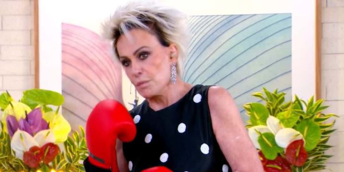 Ana Maria Braga no "Mais Você" de aniversário (Foto: Reprodução/TV Globo)