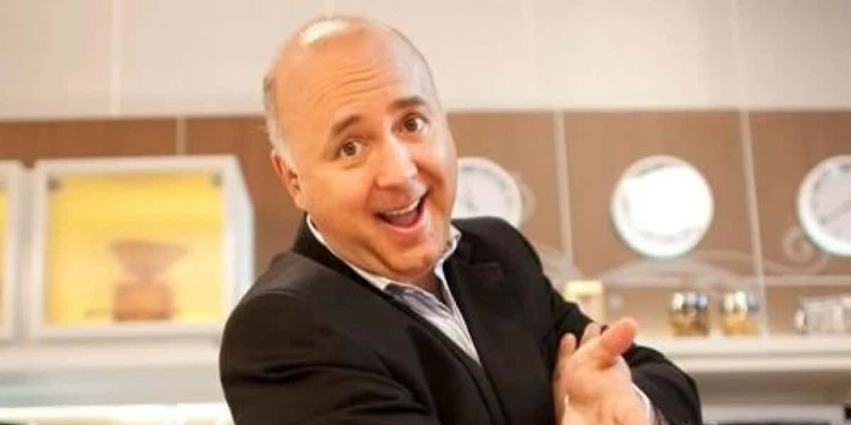 Daniel Bork ressurgiu na TV, anos após demissão da Band (Foto: Reprodução)