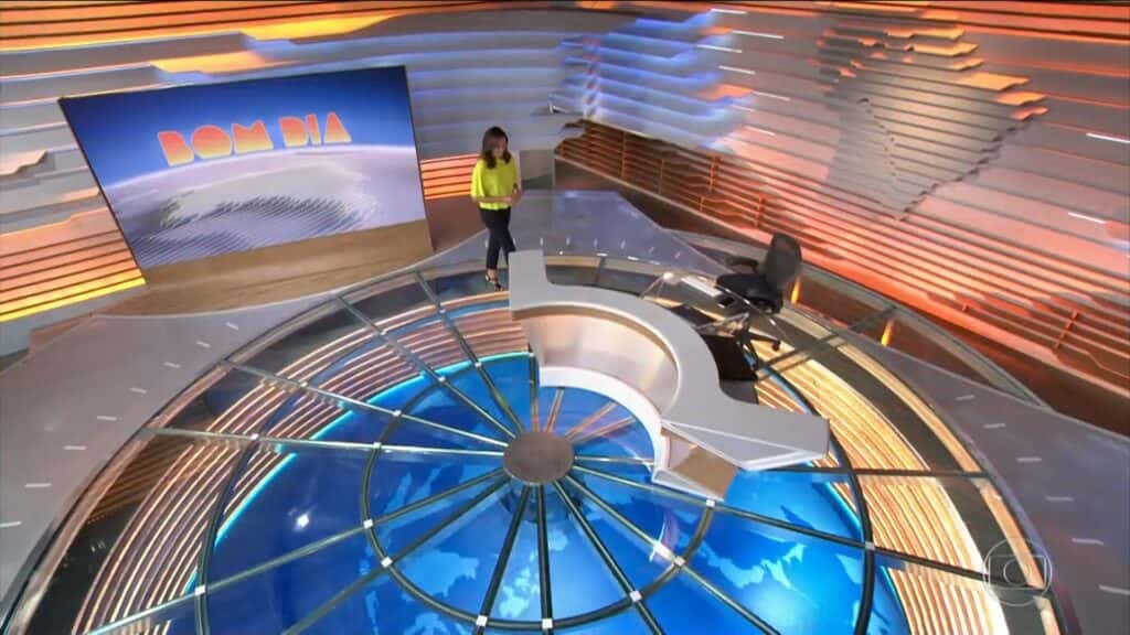 Ana Paula Araújo passou por uma falha técnica no Bom Dia Brasil (Foto: Reprodução/GloboPlay)