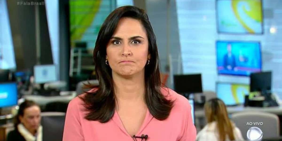 Carla Cecato faz desabafo enigmático após ser arrancada da Record (Foto: Reprodução)