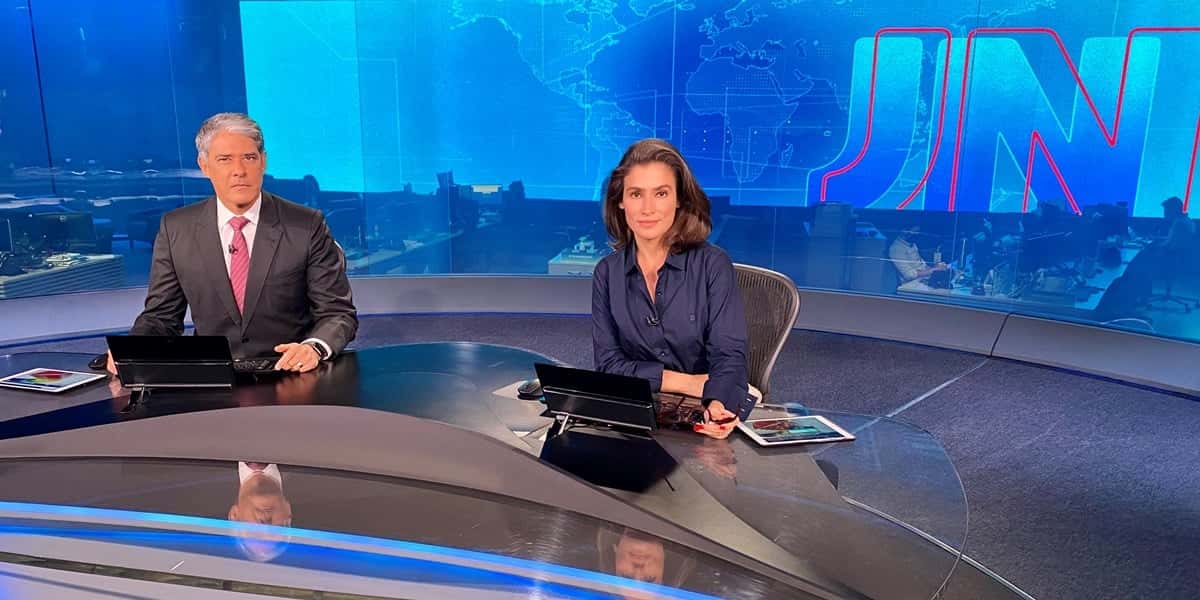 Renata Vasconcellos detonou Jair Bolsonaro ao vivo no Jornal Nacional (Foto: Reprodução / TV Globo)