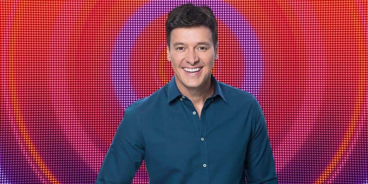 Rodrigo Faro é apresentador de um programa dominical na Record, mas não tem servido audiência (Foto: Reprodução)
