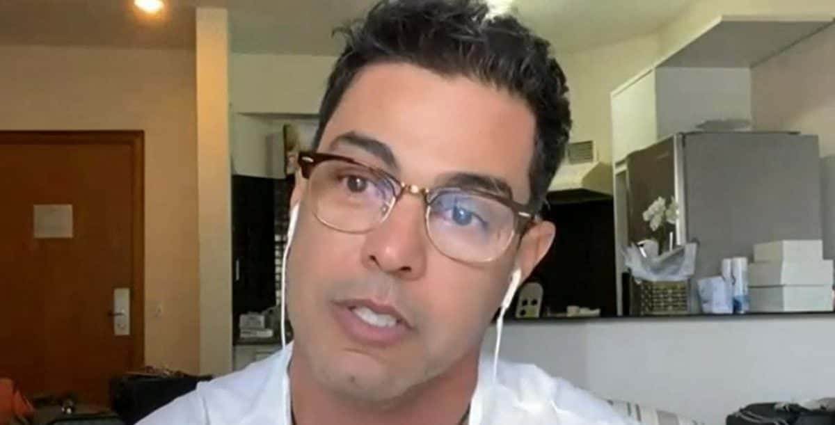 Zezé Di Camargo caiu no choro ao falar sobre Seu Francisco (Foto: Reprodução)