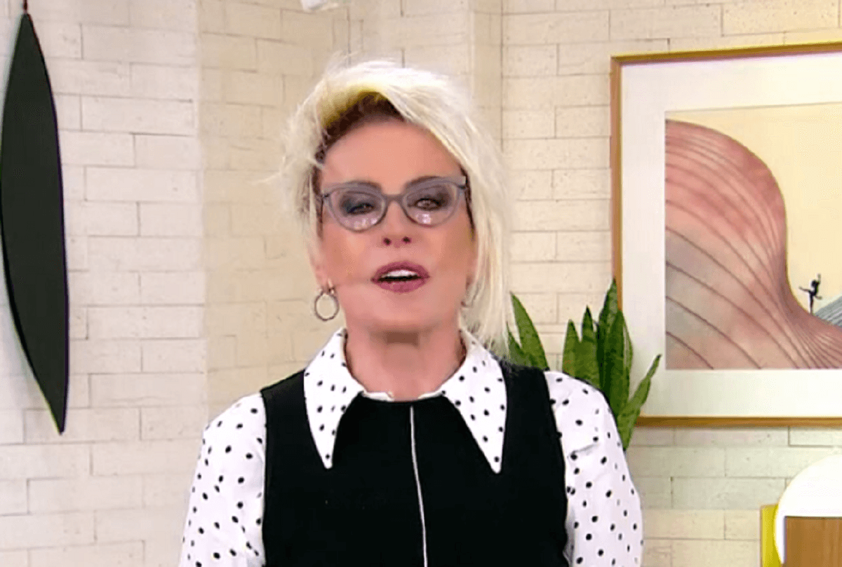 Ana Maria chorou ao anunciar 3 mortes na Globo (Foto: Reprodução)