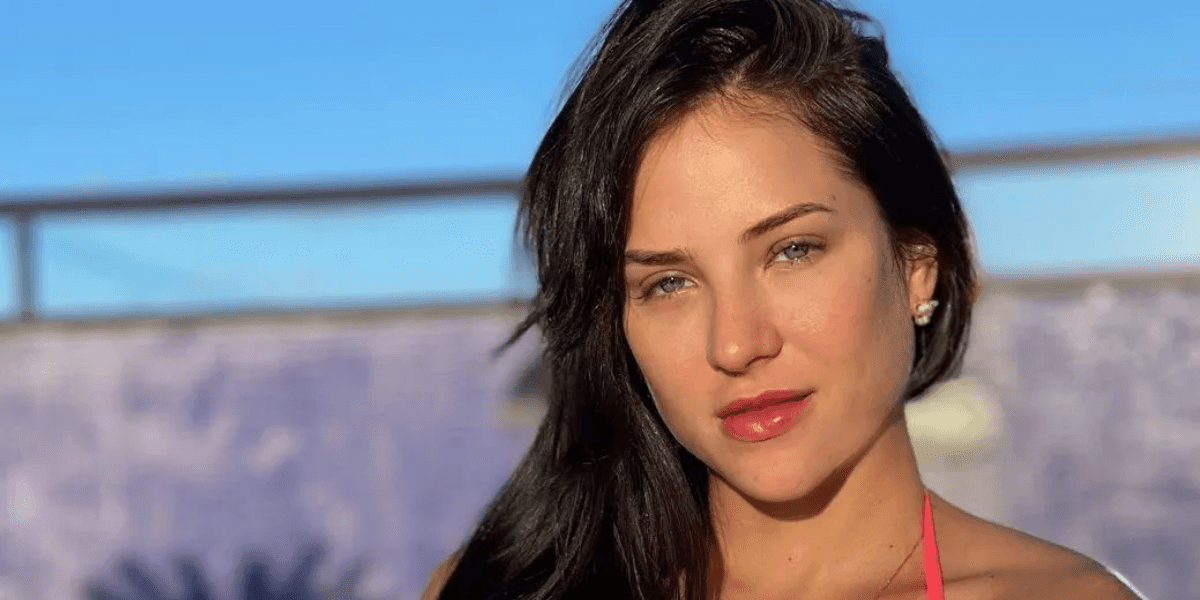 Gabi Martins ficou completamente nua em fotos sensuais (Imagem: Reprodução)