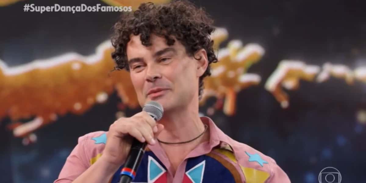 Carmo Dalla Vecchia falou sobre casamento de 16 anos e o que fez no dia dos namorados (Foto: Reprodução)