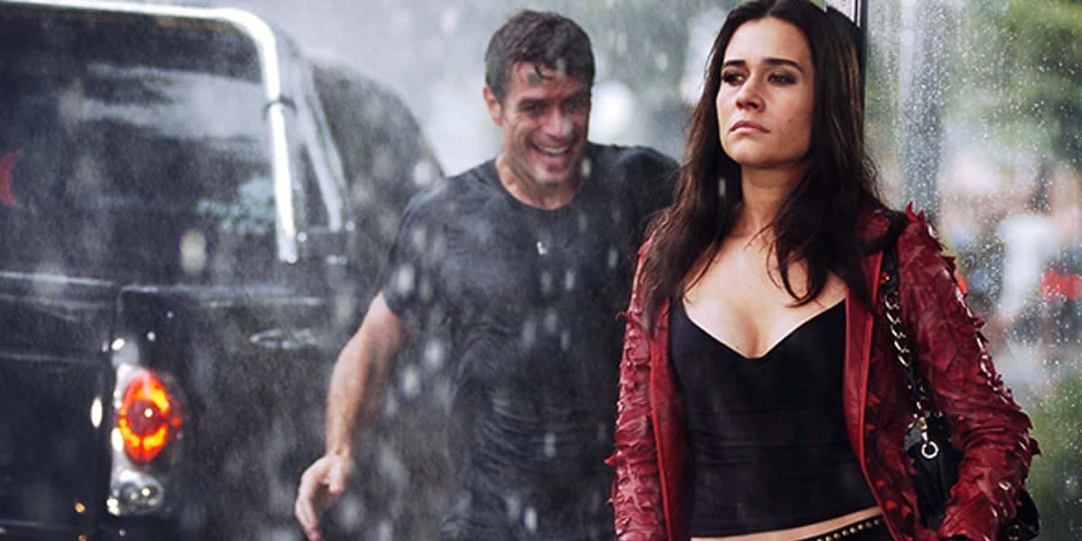 Fabio Assunção e Alessandra Negrini são os protagonistas de Paraíso Tropical (Foto: Reprodução/Globo)