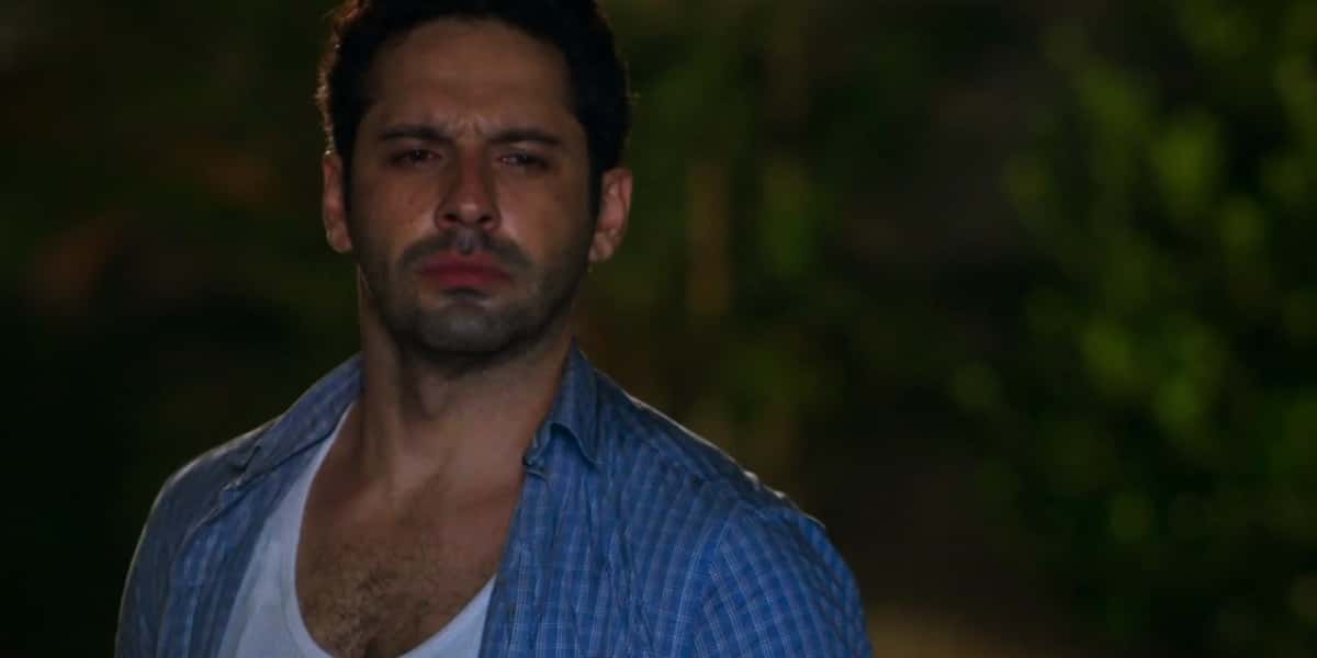 Zezinho vira herói em Salve-se Quem Puder (Foto: Reprodução/Globo)