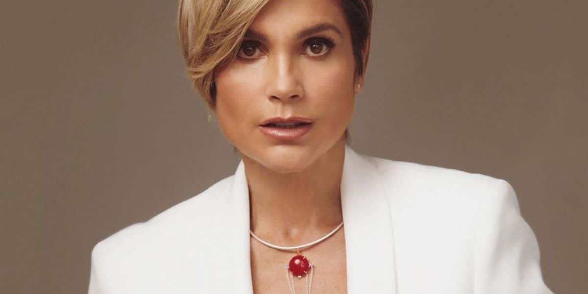 Flávia Alessandra (Reprodução)