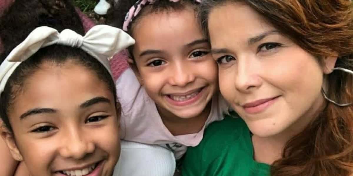 Samara Felippo revela que filhas estão com Covid-19 (Foto: Reprodução)