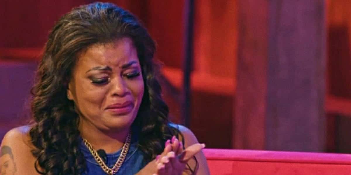 Tati Quebra Barraco desaba aos prantos sobre morte do filho (Foto: Reprodução)