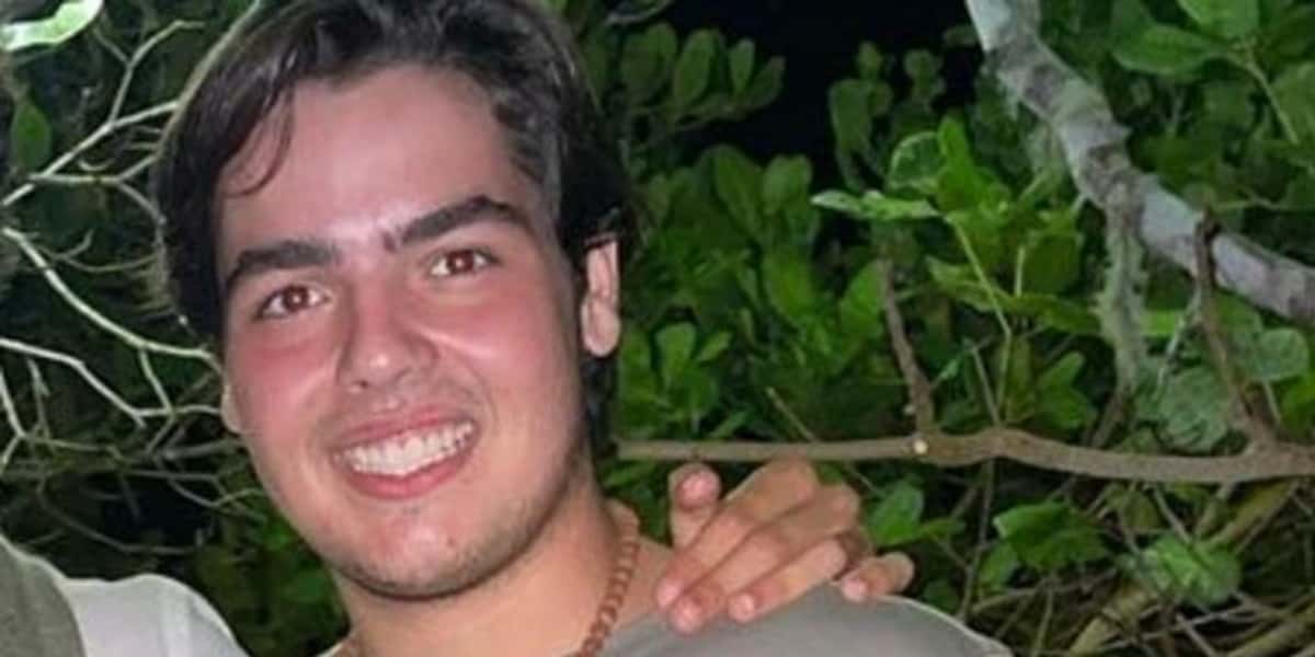 Filho de Faustão, João Guilherme, ostenta relógios nas redes sociais (Foto: Reprodução)