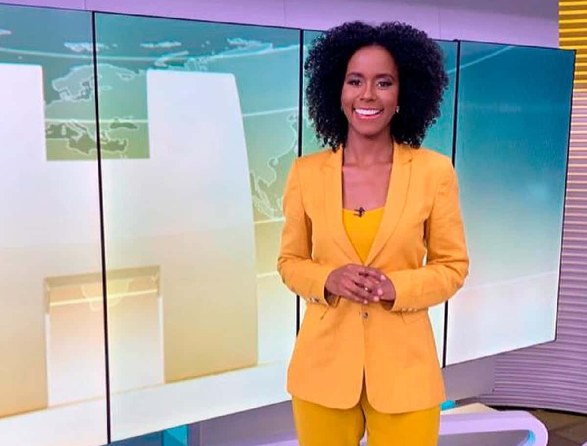 Maju Coutinho durante o Jornal Hoje, o "JH" (Foto: Reprodução/Instagram)
