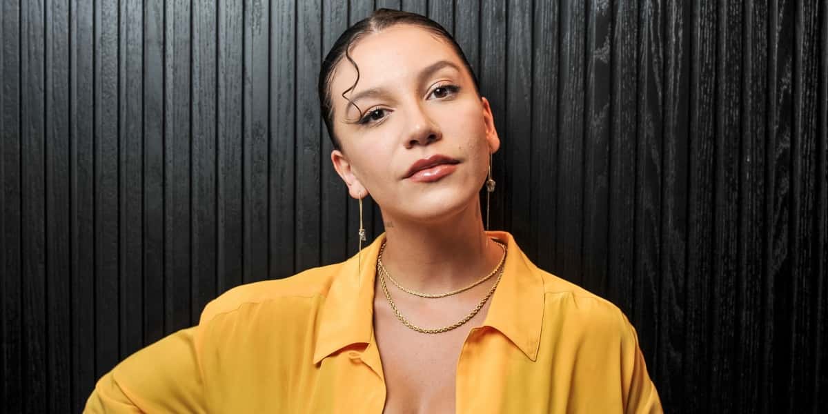 Priscilla Alcantara deixou a música gospel e caiu no mundão pop (Foto: Reprodução)