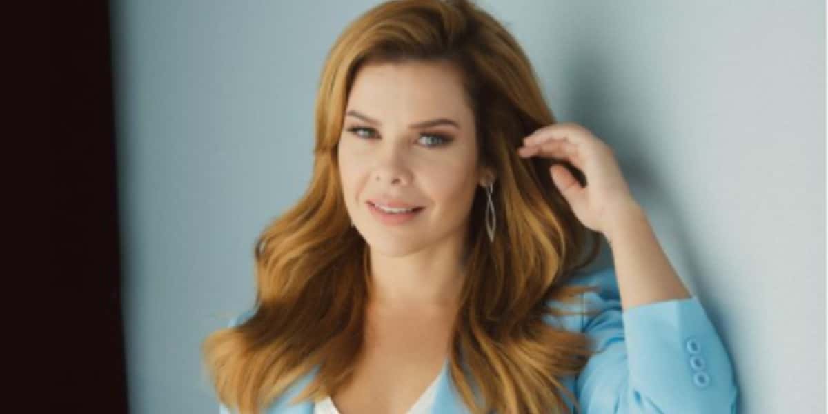 No Instagram, Fernanda Souza posou com parceira e chamou a atenção (Foto: Reprodução)
