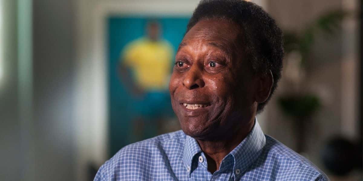 Pelé continua internado (Foto: Reprodução/Globo)