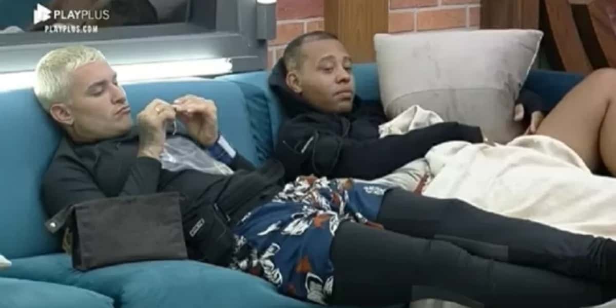 Mussunzinho em conversa com MC Gui (Foto: Reprodução)