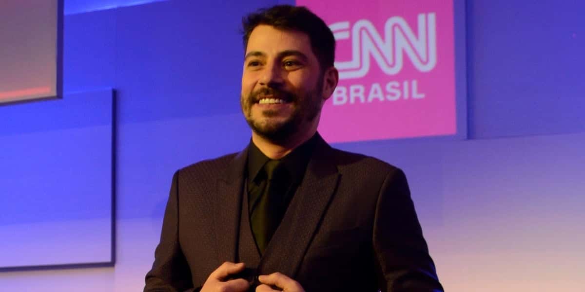Evaristo Costa não faz mais parte da CNN Brasil (Foto: Reprodução)