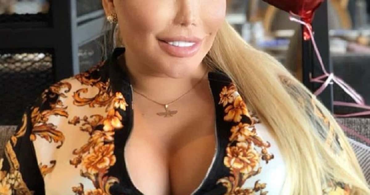 Jéssica Alves é famosa por suas cirurgias plásticas (Foto: Reprodução)