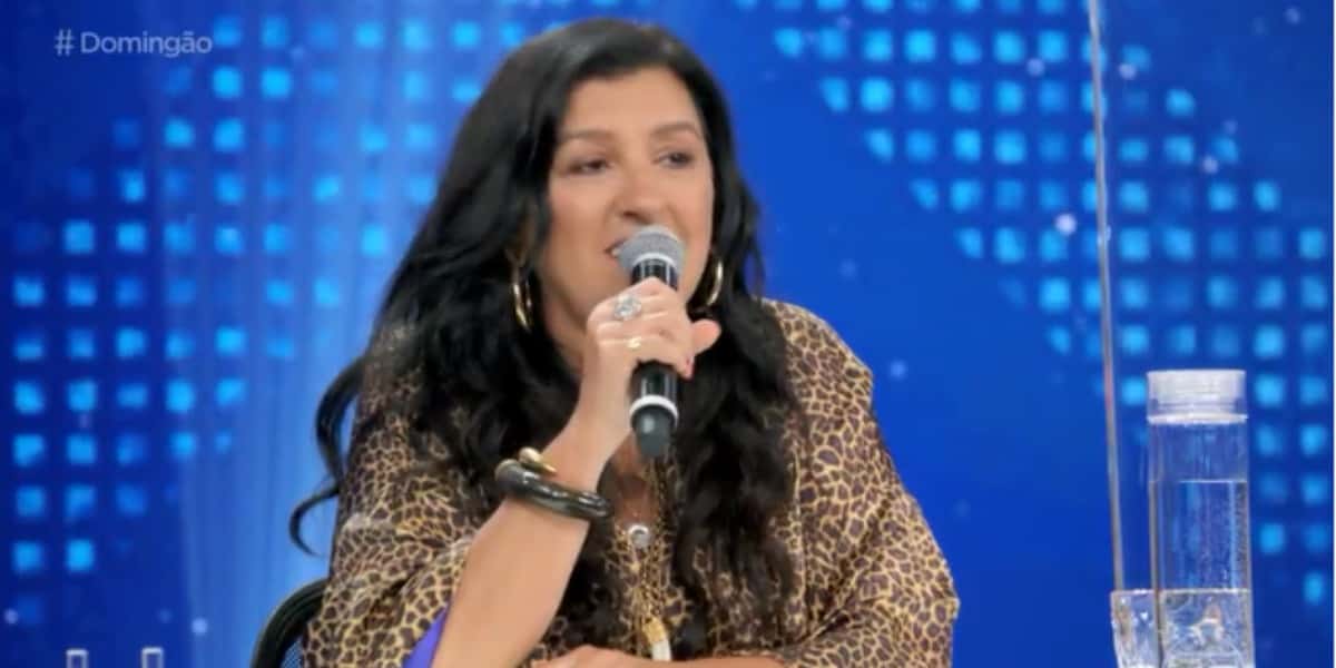 Regina Casé elogiou Luciano Huck por assumir o Domingão (Foto: Reprodução)