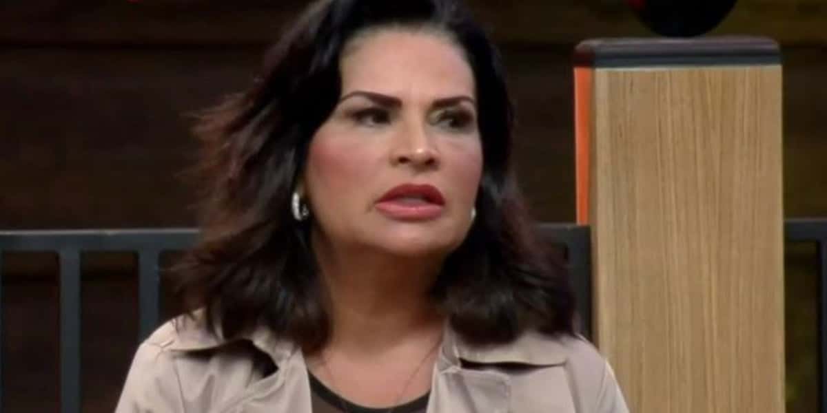 Solange Gomes relembrou passagem de Nego do Borel (Foto: Reprodução / Record)