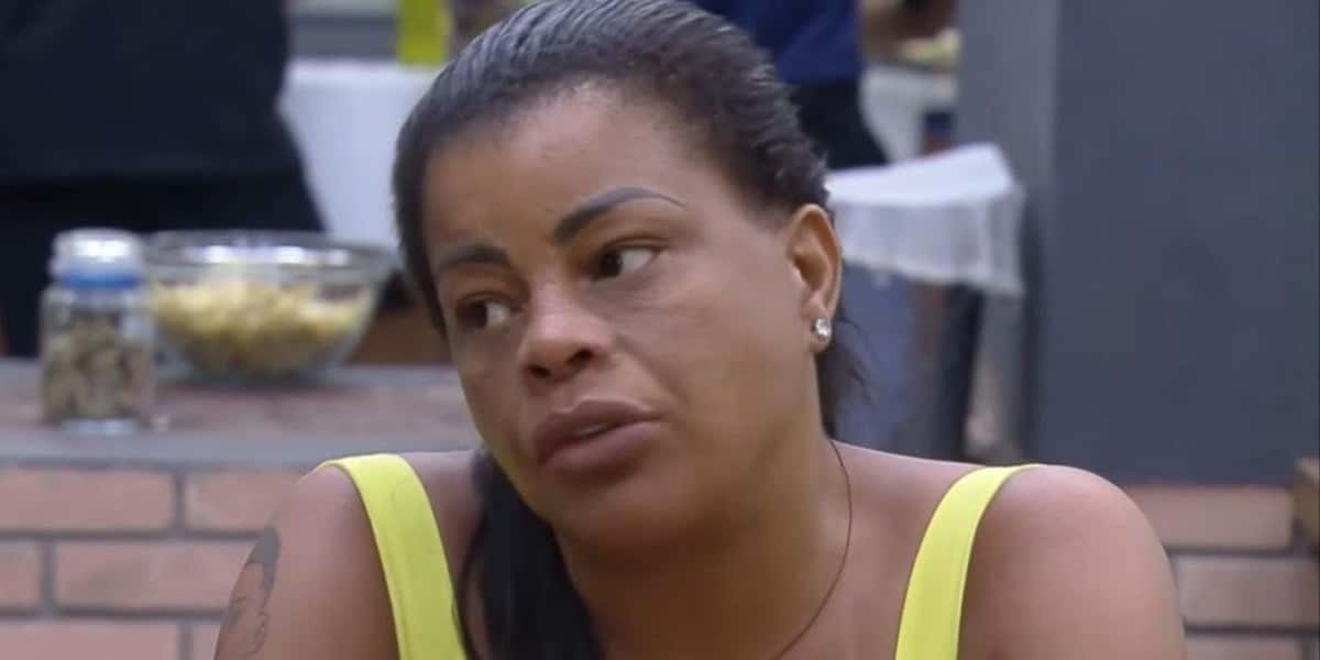 Tati Quebra Barraco insinuou inveja de Anitta em A Fazenda 13 - Foto: Reprodução