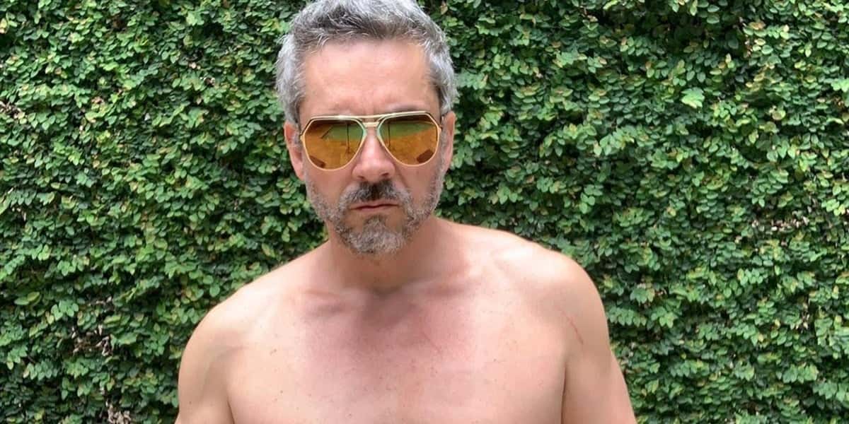 O ator Alexandre Nero apagou 'semi nudes' e explicou que foi tudo marketing (Foto: Reprodução / Instagram)