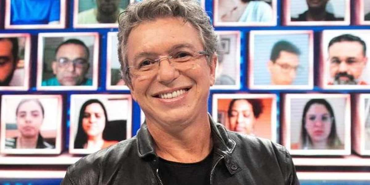 Boninho não segurou a emoção na Globo (Foto: Reprodução)