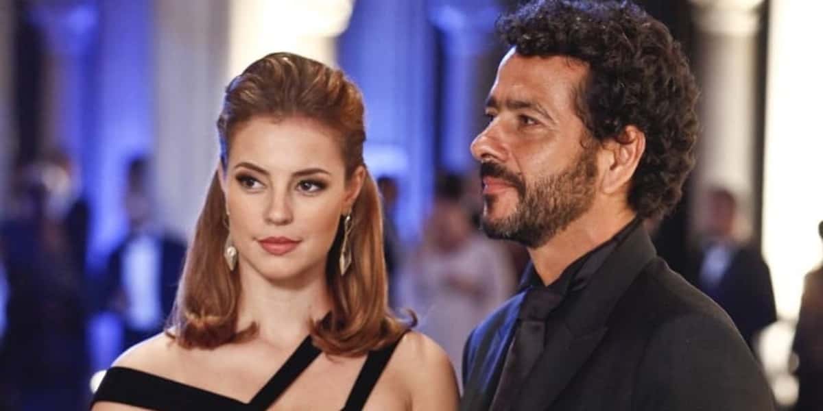Paolla Oliveira e Marcos Palmeira em "Cama de Gato", de volta no Globoplay (Foto: Divulgação/TV Globo)