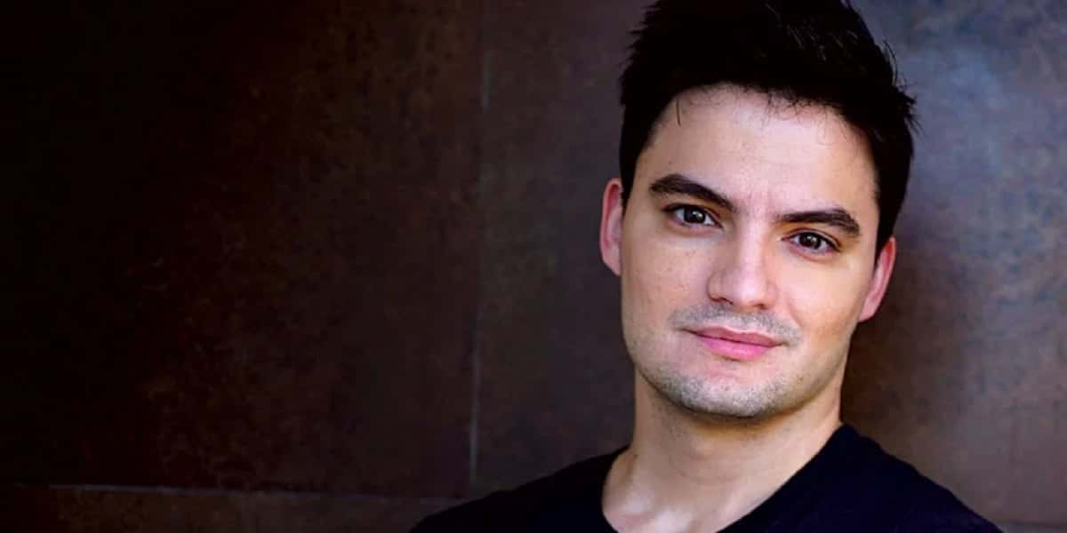 Felipe Neto passa mal em Live ao vivo (Foto: Reprodução)