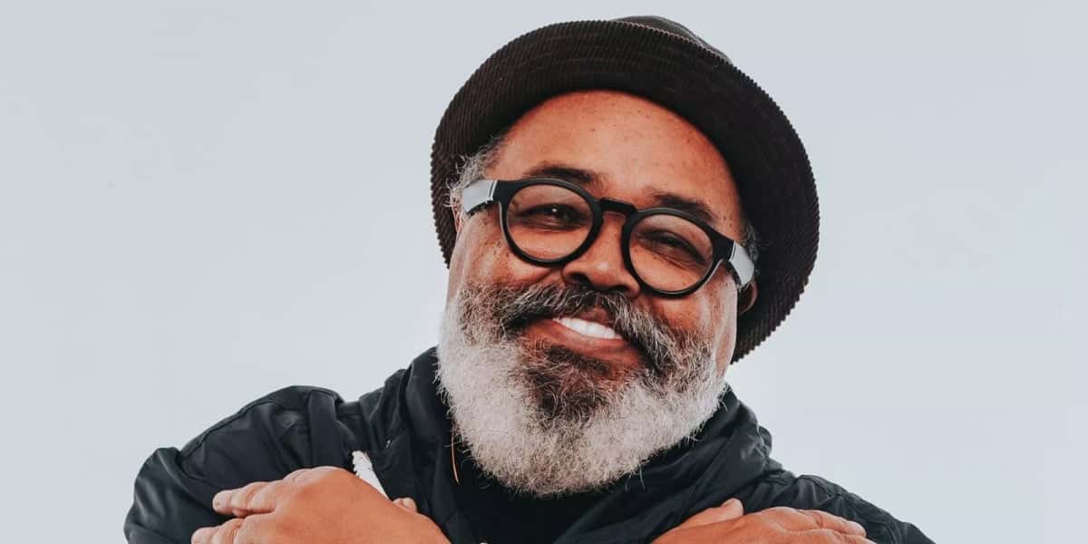 Jorge Aragão está internado em hospital (Foto: Reprodução)