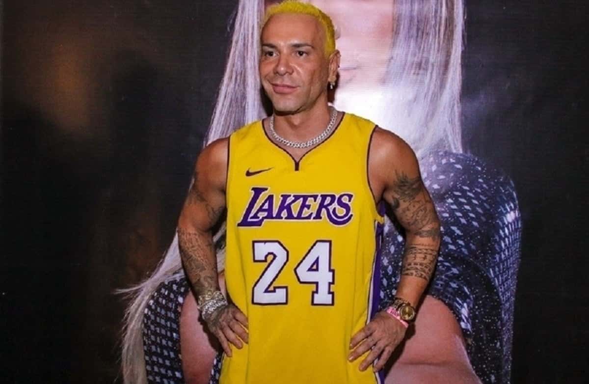 Matheus Mazzafera traja camiseta favorita de Mc Kevin (Foto: Divulgação)