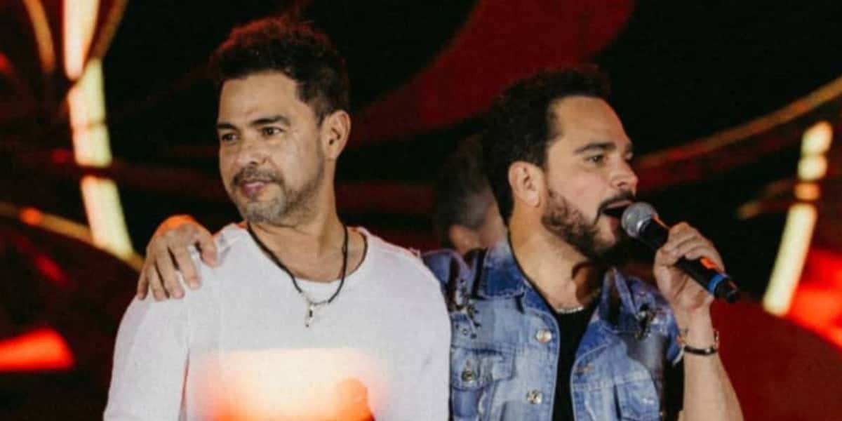 Zezé Di Camargo e Luciano no cruzeiro "É o Amor - 30 Anos" (Foto: Divulgação/PromoAção - Live Talentos)