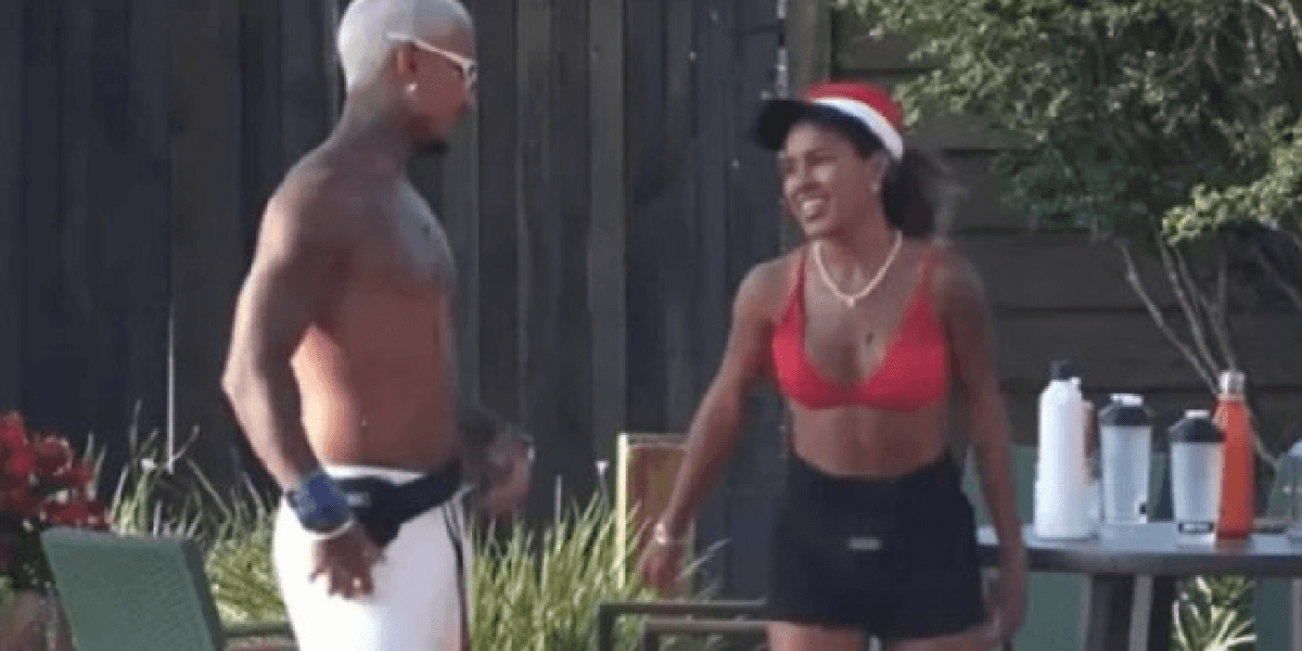 Dynho compara dança de Sthe Matos com a de Mirella (Foto: Reprodução/ Record TV))