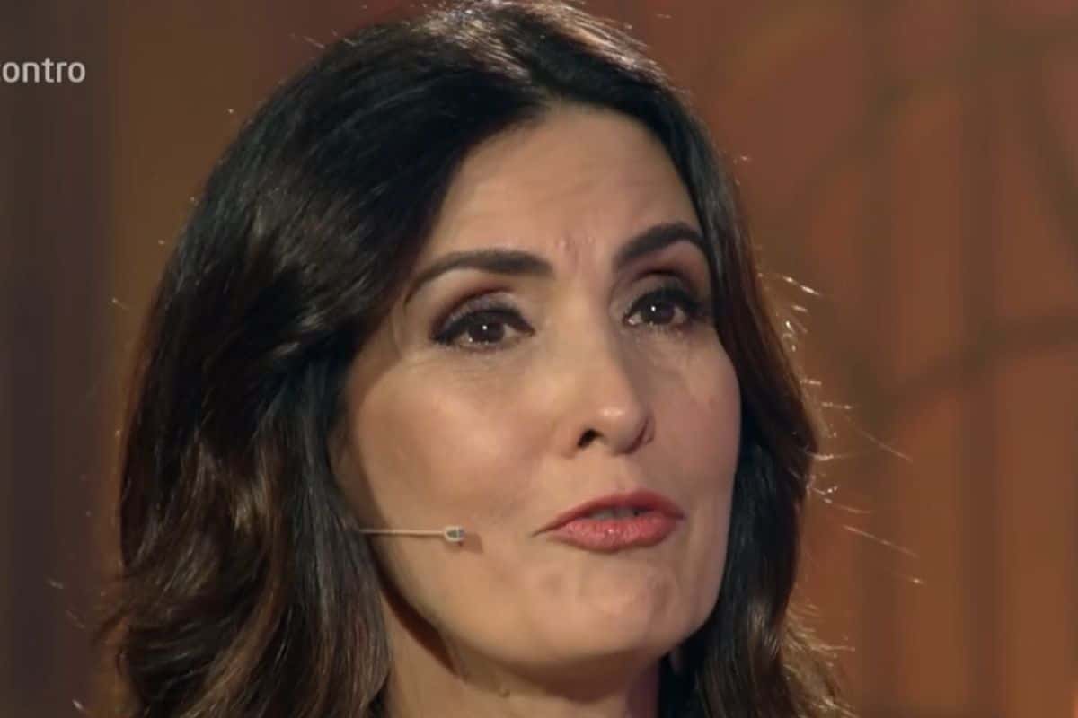 Fátima Bernardes foi até o switcher para uma reunião com um chefão da Globo (Foto: Reprodução)