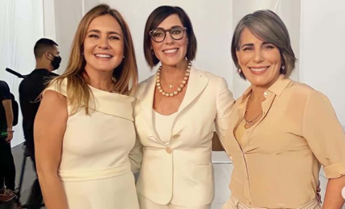 Adriana Esteves, Christiane Torloni e Gloria Pires nos bastidores de "70 Anos Esta Noite" (Foto: Reprodução/ Instagram)