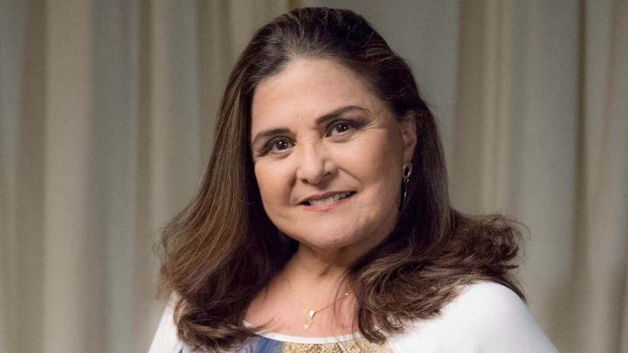 Elisangela recebeu alta mas ainda enfrenta dificuldades para respirar sozinha: Foto- Divulgação