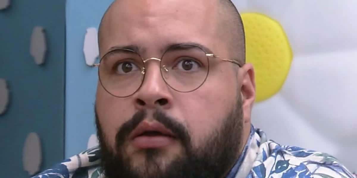 Tiago Abravanel levou esporro da produção do BBB22 (Foto: Reprodução)