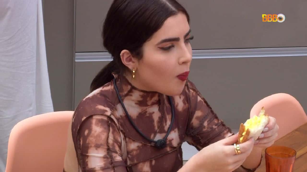 BBB22: Jade ficou reflexiva após lição do apresentador Tadeu Schmidt. Foto: (Reprodução/Globo)