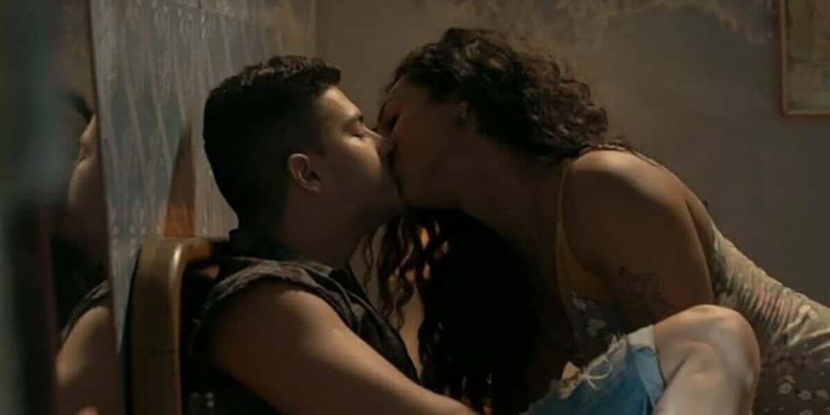 BBB22: Eslô fica chocada ao descobrir que Linn já beijou Arthur Aguiar (Foto: Reprodução)