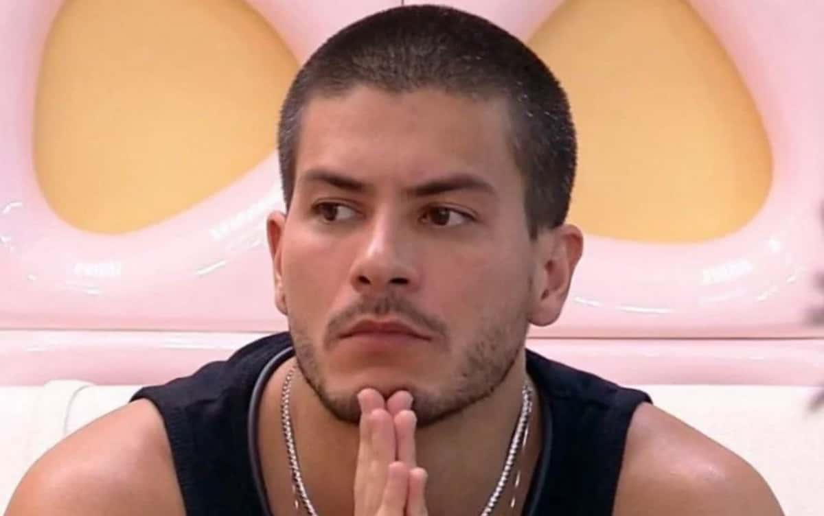 Arthur Aguiar perdeu prova do anjo que Bárbara ganhou (Foto: Reprodução)