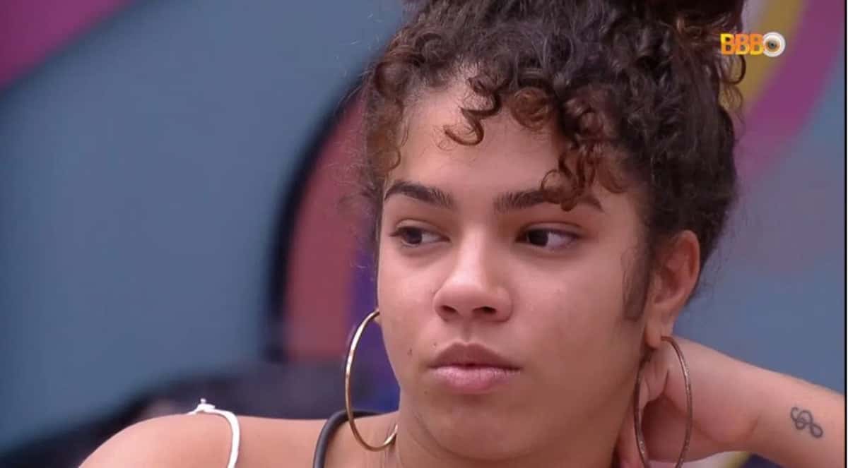 Maria pode ser o voto em consenso de Larissa e Gustavo no BBB22 (Foto: Reprodução / Globoplay)