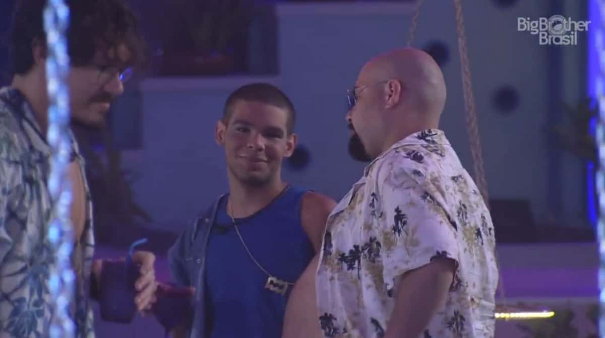 Tiago Abravanel tentou consolar Vyni (Foto: Reprodução / Globoplay)