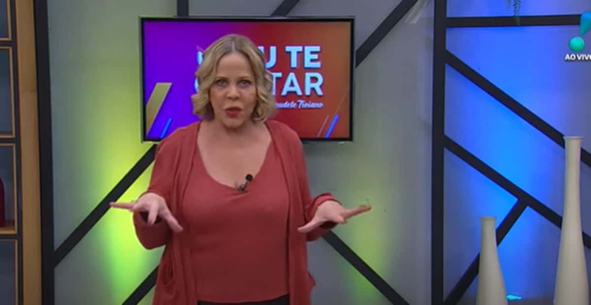 Claudete Troiano comanda o "Vou te Contar" que passará por reformulações (Reprodução/ RedeTV!)