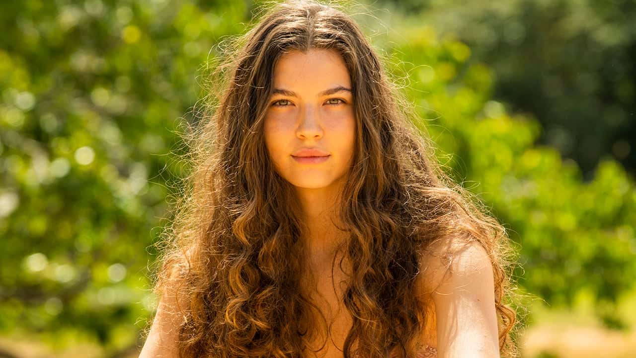 Alanis Guillen correu atrás de testes para ser Juma Marruá de Pantanal, novela que estreia dia 28 (Foto: Reprodução / Globo)