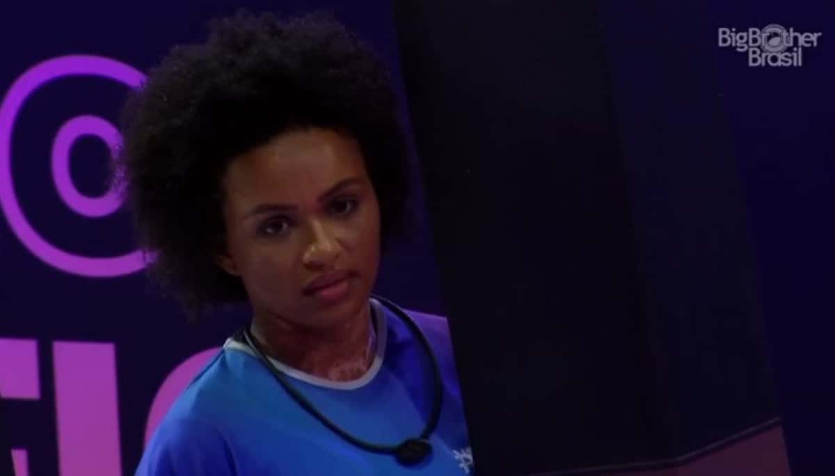 BBB22: Natália Deodato conversou com Lucas Bissoli durante a madrugada desta sexta-feira (25) (Foto: Reprodução / Globoplay)