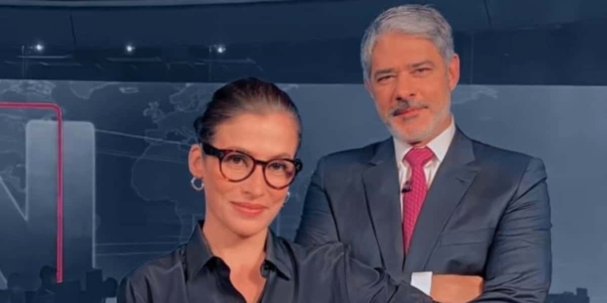 Renata Vasconcellos e William Bonner no "Jornal Nacional" (Foto: Reprodução/Instagram)
