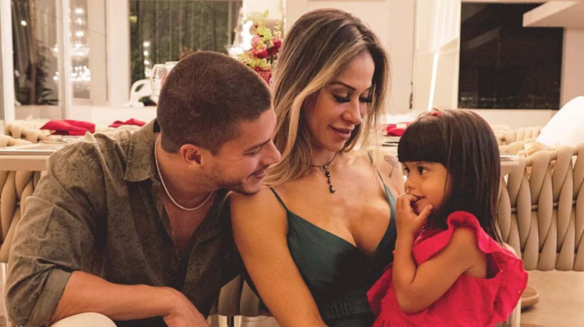 BBB22: Filha de Maíra Cardi e Arthur Aguiar é atacada na web (Foto: Reprodução)